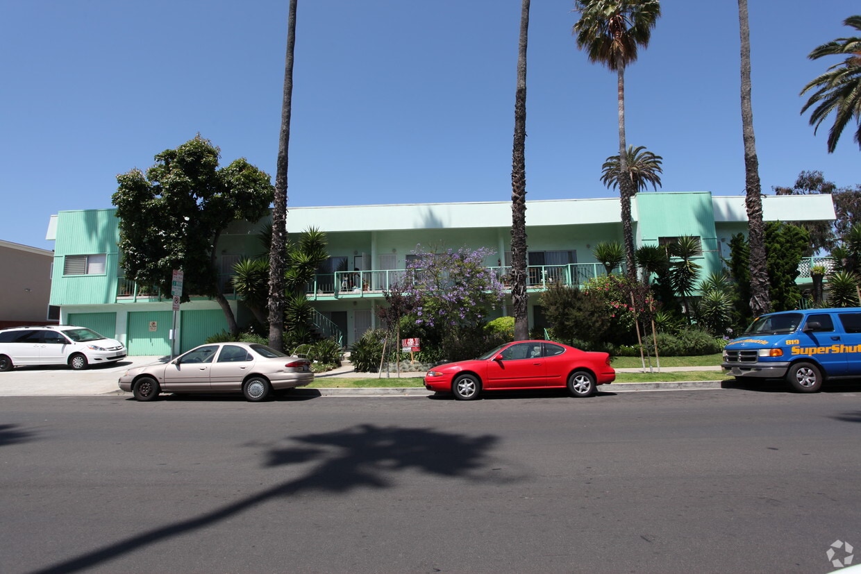 Primary Photo - 1055 5th St