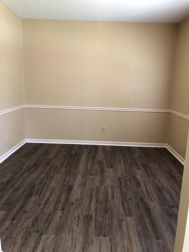 Building Photo - 1315 Pagoda Dr