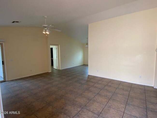 Foto del edificio - 11425 W Pinehollow Dr