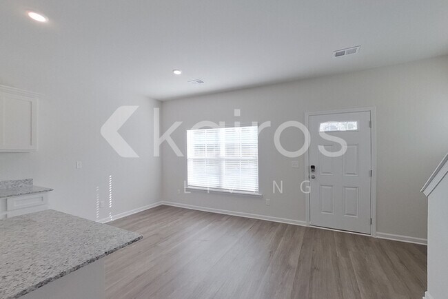 Foto del edificio - 2541 Banyon Cir