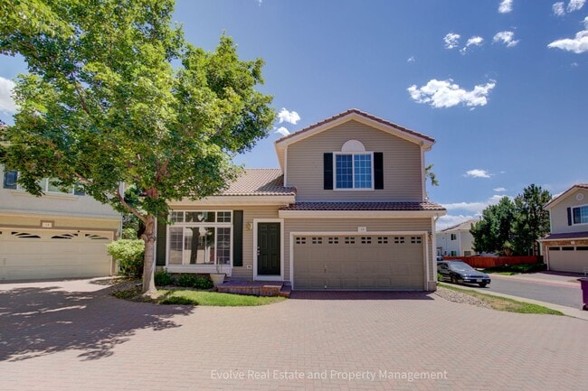 Evolve Real Estate: Bright & Spacious Home in Denver’s Green Valley Ranch! Available May 1st - Evolve Real Estate: Bright & Spacious Home in Denver’s Green Valley Ranch! Available May 1st