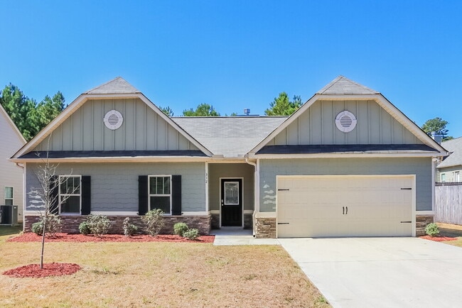 Building Photo - 312 Spruce Creek Ln