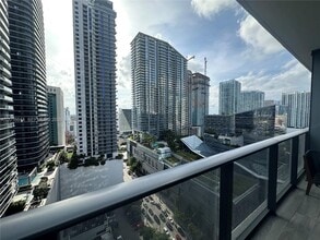 Building Photo - 801 S Miami Ave