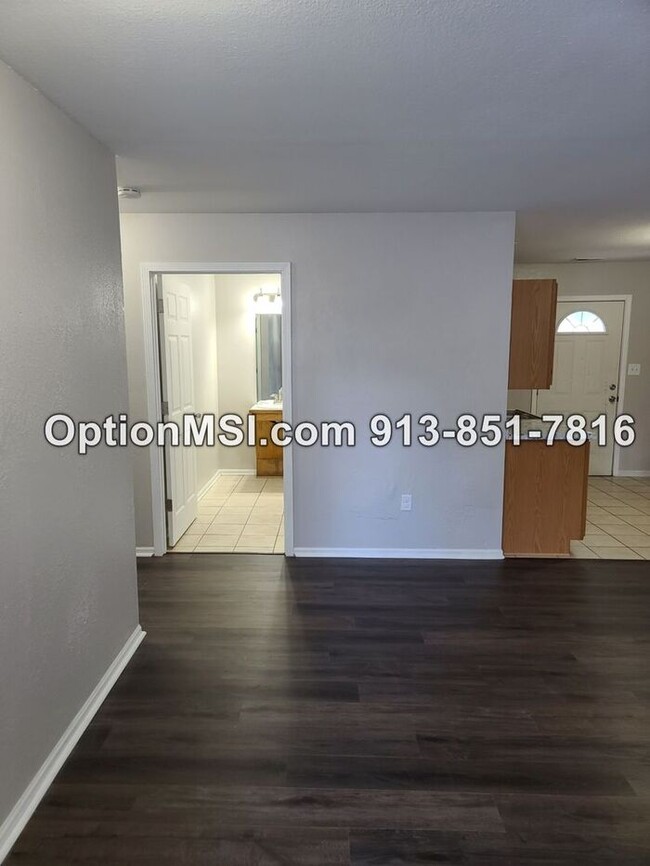 Foto del edificio - 1/2 month free if moved in by 12/15-Nook o...