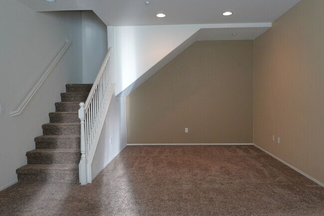 Foto del edificio - 27544 Papillion St