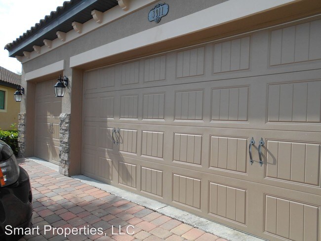 Foto del edificio - 5 br, 4 bath House - 3911 Sunset Lake Drive