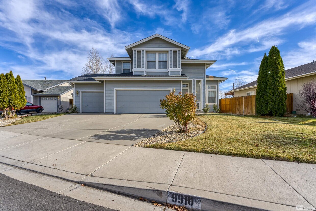 Primary Photo - 9910 Rock River Dr