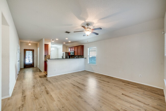 Building Photo - 3125 Muntjac