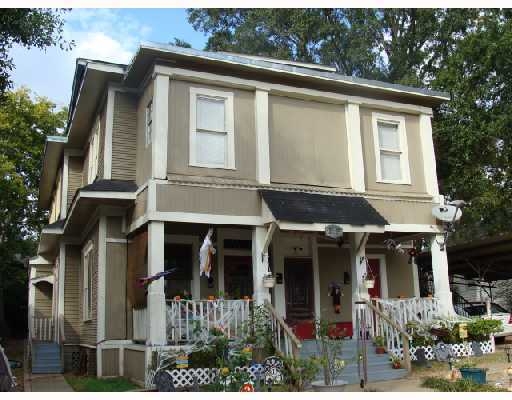 Primary Photo - 426 Merrick St