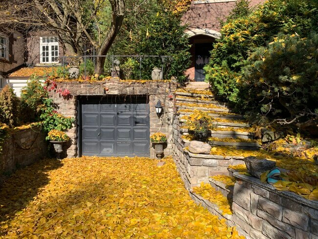 Photo du bâtiment - 71 Poplar Plains Cres