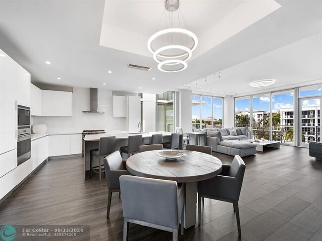 Building Photo - 41 Isle of Venice Dr