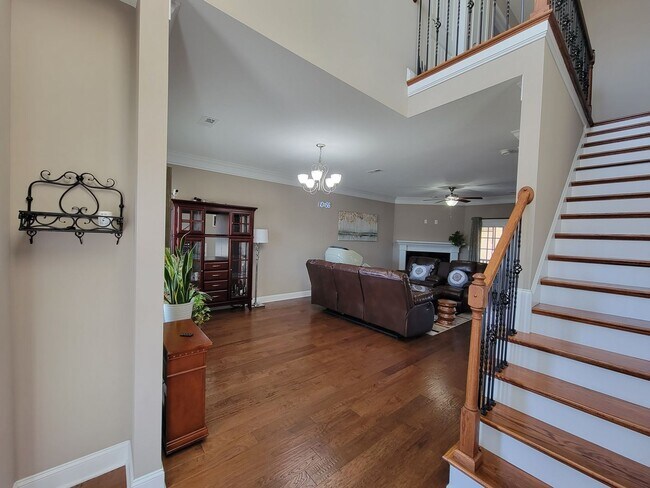 Building Photo - Knoxville 37934 - 4 bedroom, 2.5 bath home...