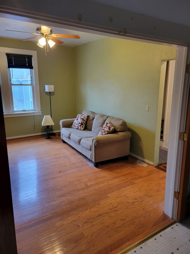 Building Photo - 314 Augusta St