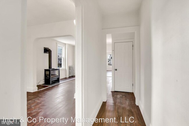 Building Photo - 5 br, 1 bath House - 26 N Sherman Street