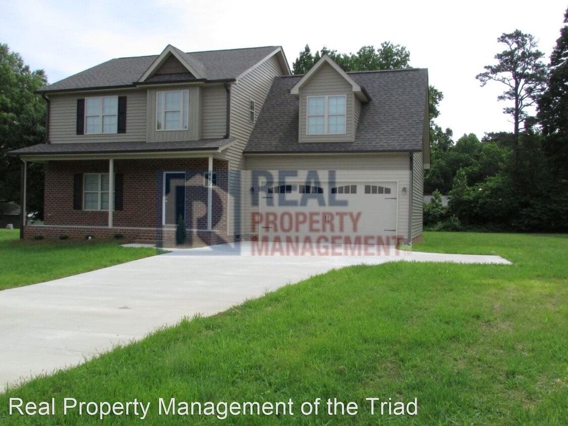 Primary Photo - 4 br, 2.5 bath House - 412 Stage Coach Trail
