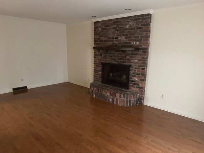 Foto del edificio - 3 Bedroom Ranch - Upper Arlington, OH