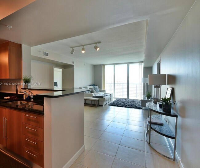 Building Photo - 335 S Biscayne Blvd