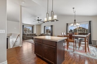 Building Photo - 163 Weimar Way