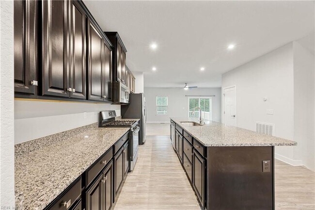 Building Photo - BRYANS COVE