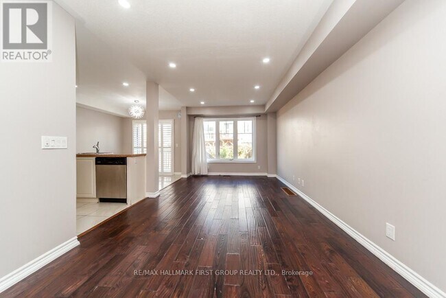 Building Photo - 98 Symington Ave