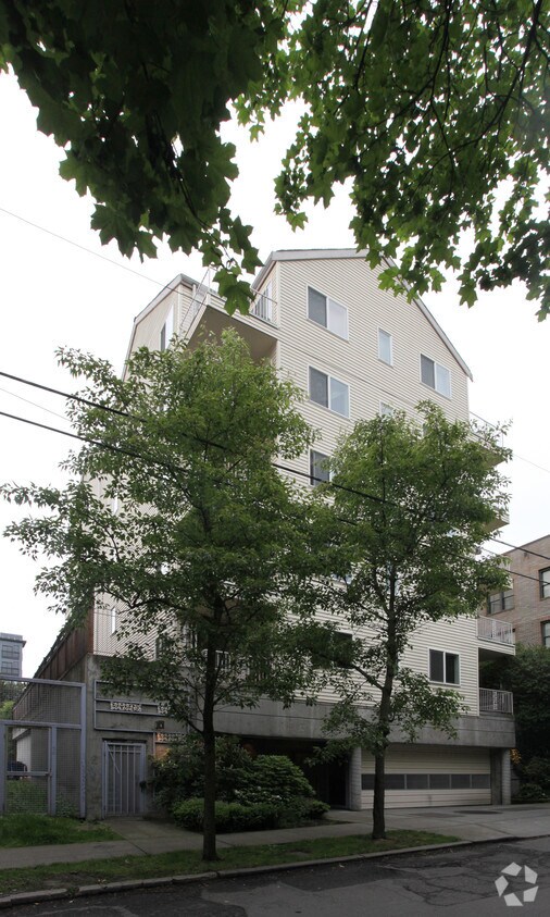 Foto principal - Broadway Park Apartments