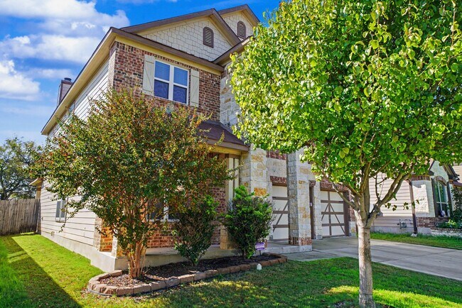 Foto del edificio - Exquisite 3-bedroom, 2.5-bathroom off 1604 and Culebra Road - Realtor Commission: $500