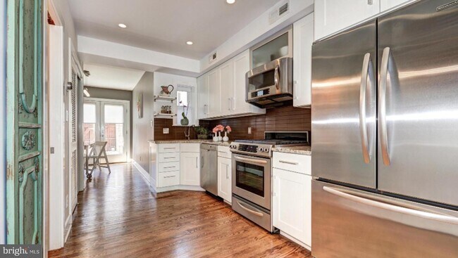 Foto del edificio - 924 W St NW