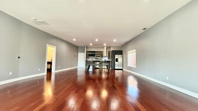 Foto del edificio - Modern One Bedroom Condo in Prescott