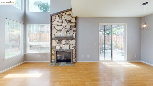 Foto del edificio - 1032 Twinbridge Ct