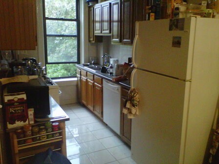 Primary Photo - 666 Degraw St