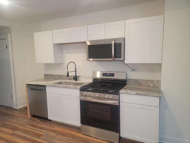 Building Photo - 1038 S Ohio Ave