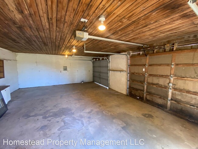 Building Photo - 4 br, 3 bath House - 4305 Riddell Rd.
