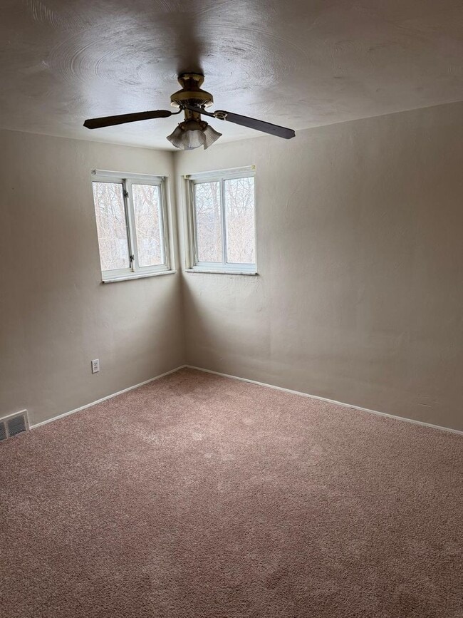 Photo - Newly Renovated 3BD 1 1/2BA house in Penn Hills!