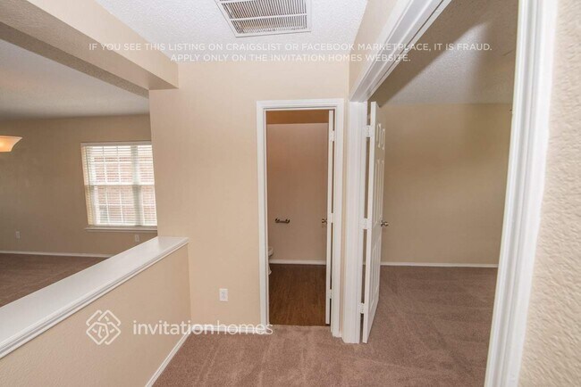 Building Photo - 7712 Regent Dr