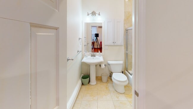 1st floor bathroom - 9 Ashton Pl