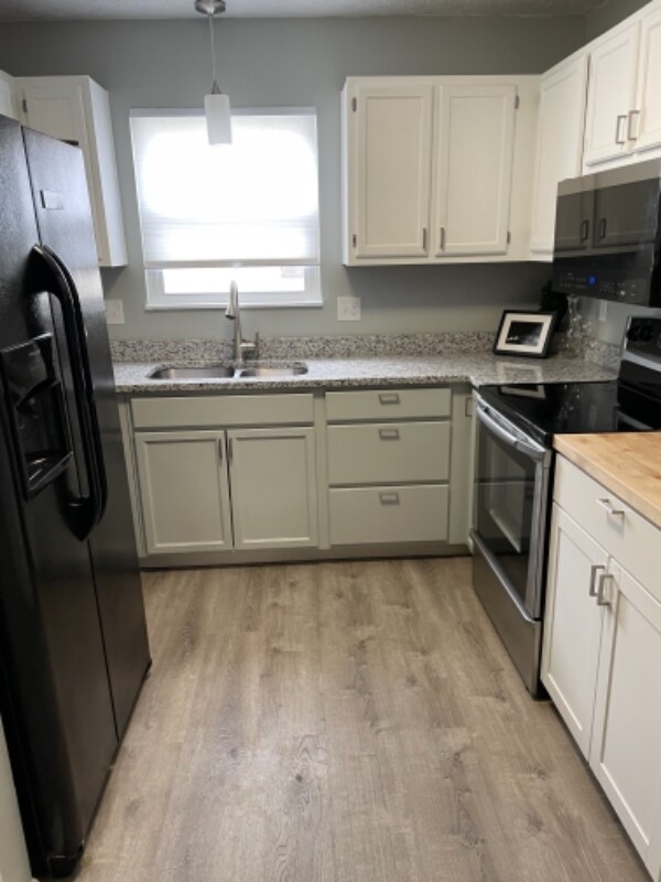 Foto del edificio - 2957 Charmwood Ct