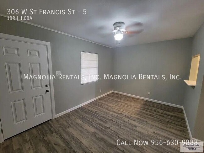 Foto del edificio - 306 W St Francis St