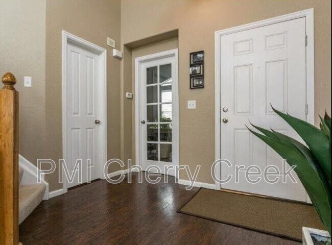 Building Photo - 10883 Towerbridge Ln
