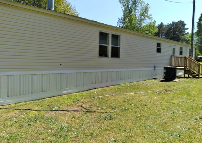 Building Photo - 89 Fulmer Rd