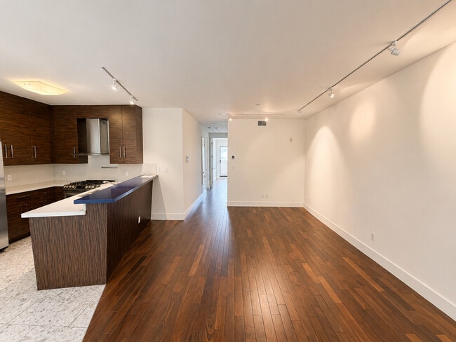 Foto del edificio - 2863 California St