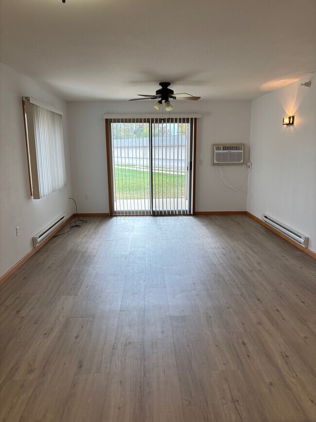 Foto del edificio - 3634 Calvert Rd