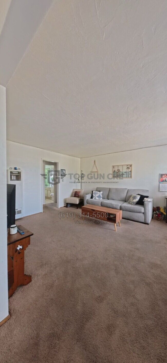 Foto del edificio - 3703 Haines St