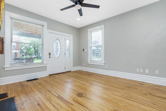 Foto del edificio - 412 E Oakland Ave