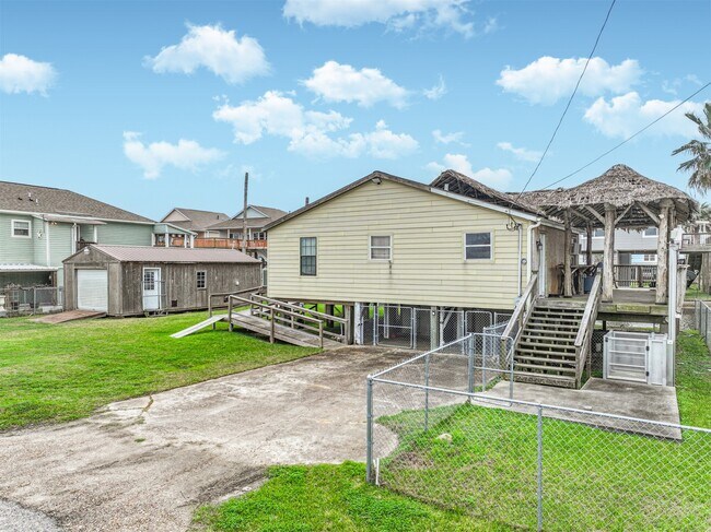 Foto del edificio - 5 Highland Dr