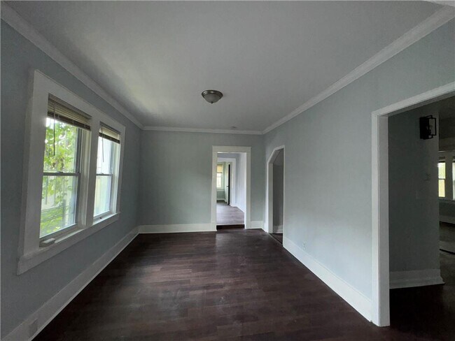 Building Photo - 1462 Lucile Ave SW