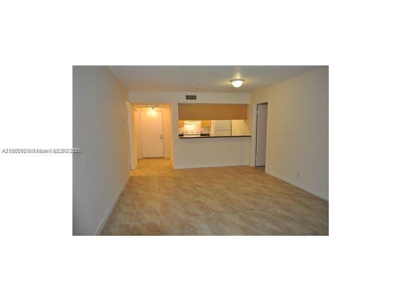 Building Photo - 8100 Geneva Ct