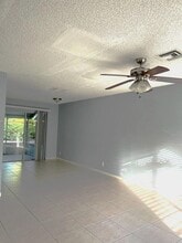 Building Photo - 1109 SW 44th Way