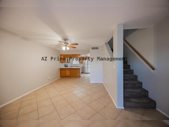 Foto del edificio - 1055 W 5th St