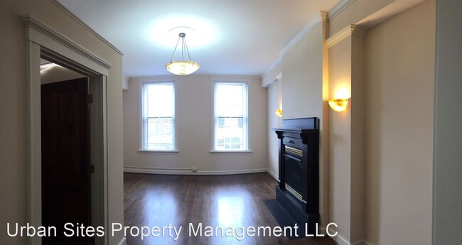Building Photo - 318 Greenup St