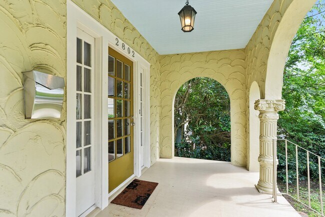 Foto del edificio - 2802 Calhoun St